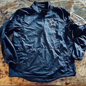 Dallas Cowboys Windbreaker large